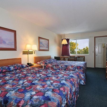 Fields Park Motel วิสคอนซินเดลส์ ภายนอก รูปภาพ